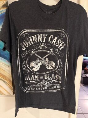Johnny Cash Man In Back Tennessee Three Mens M Tee Dark Gray Country Music